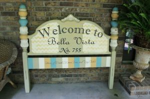 Repurposed-Vintage-Headboard-Sign-640x425