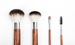 makeup brush cleaning
