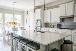 low-maintenance kitchen and dining area