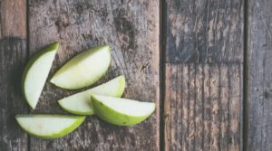 sliced apples