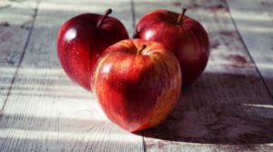 red delicious apples