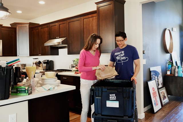 4 Moving Day Helpers Who Can Make Move-in Day a Breeze